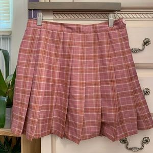 NWT PINK PLEATED SKIRT
